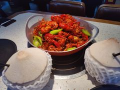 -沪小胖·小龙虾·蓝龙王(八佰伴店)