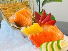 -鼎泰亨·海鲜牛肉餐厅(滨江店)