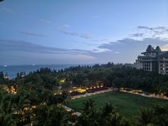 -海南清水湾莱佛士酒店