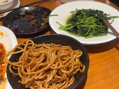 -莲餐厅·湖北菜·潜江小龙虾店(愚园路店)