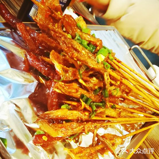 巡场范二妹独特烧烤夜宵城(临港店)