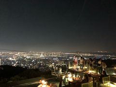-草山夜未眠景观餐厅