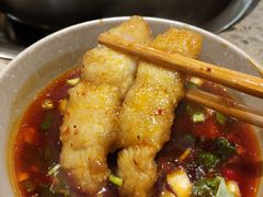 梭边鱼-肖肖酸萝卜鱼火锅(总店)