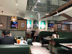 -费大厨辣椒炒肉(高铁吾悦广场店)