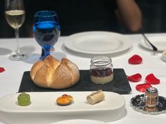 -AZUR聚(香格里拉饭店)