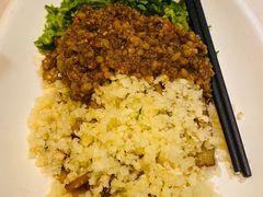 -味上湘菜馆(岳麓山店)