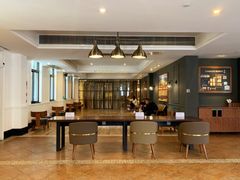 大堂-星巴克臻选(广州沙面店)