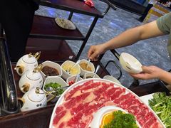 -牛鼎盛新疆雪花鲜牛火锅(武夷绿洲 店)