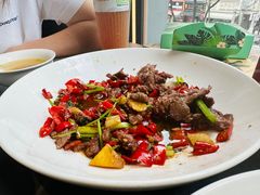 小炒黄牛肉-佬太公海鸭·海鲜大排档(上海总店)