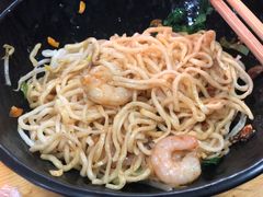 -两勺子一碗口水鸡拌面