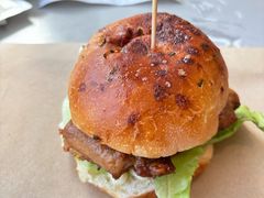 招牌秘制鸡腿堡-必胜客(欢乐颂店)