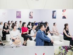 -成都当代影像馆