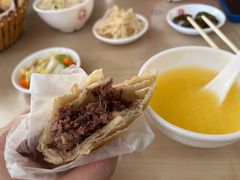 -闫家驴肉老店(华电一校店)