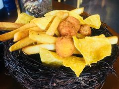 -TiKi餐厅酒吧
