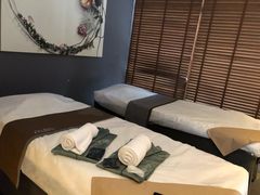 -Let’s Relax Spa(Siam Square One)