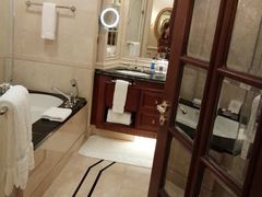 -广州富力丽思卡尔顿酒店