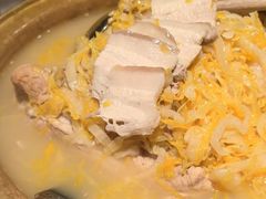 【招牌】大骨头炖酸菜-关东小磨东北菜(漕河泾印象城店)