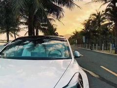 -TESLA 特斯拉(上海太古汇体验店)