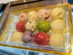 -哈根达斯(芳圆里店)