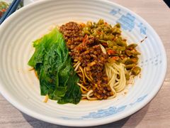 -康师傅私房牛肉面(马泉营奥莱店)