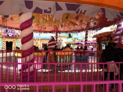 -七彩云南欢乐世界