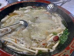 -牛得很·鲜牦牛肉烧烤·牛羊肉菌汤锅(康定店)