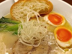-银泰百货(厦门国贸中心店)