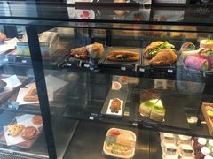 面包甜点陈列柜-星巴克(我格广场店)