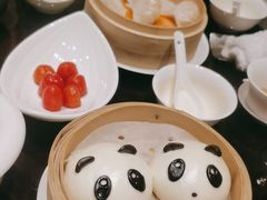 -玥轩YUE HIN(IFS国际金融中心店)