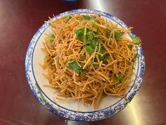 香菜馓子-百味地锅鸡(铜山路店)