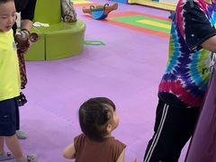 -悦藤爱托育早教中心(华凌公馆店)