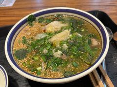 -云阿蛮云南生烫牛肉米线(奉贤路店)