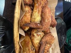 -BHC炸鸡(明洞总店)