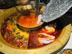 -哥老官重庆美蛙鱼头(五角场合生汇店)