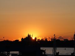 -人民防洪胜利纪念塔