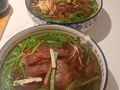 -镇南锅盖面馆(解放路店)