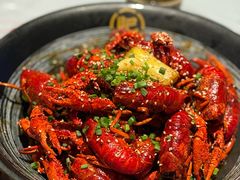 -肥肥虾庄·金牌油焖大虾(杨园滨江时代walk店)