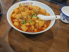 -富正毅三下锅·湘西韵味(天门山索道店)