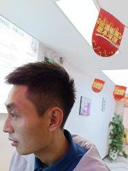 -米娜护肤造型