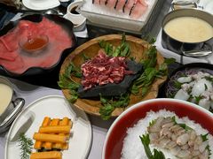 -红鼎豆捞·非遗鲍皇汤火锅(宝丰路店)