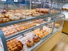 -好利来(康虹路店)