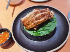烟熏黑石猪颈肉-simply thai天泰(美罗城店)