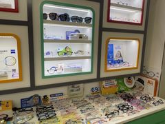 -美空眼镜·星趣控·新乐学·控优点合作店(周浦万达店)