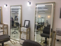 -IU潮牌·SALON