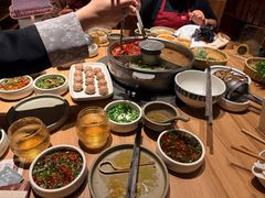 -巴奴毛肚火锅(龙湖锦艺城店)