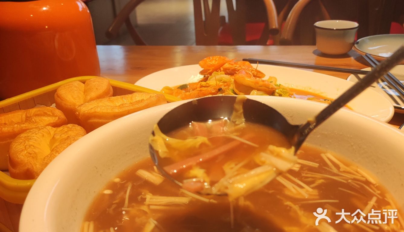 来青岛怎么能不吃海鲜？打卡闽江路上刘老三饭店