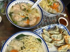 -长人馄饨铺(解放街店)