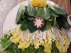 -三人行骨头王火锅(长寿店)