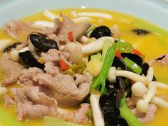 黄焖黑山羊-梅飞酒家(名辉豪庭店)