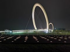 -南京眼步行桥